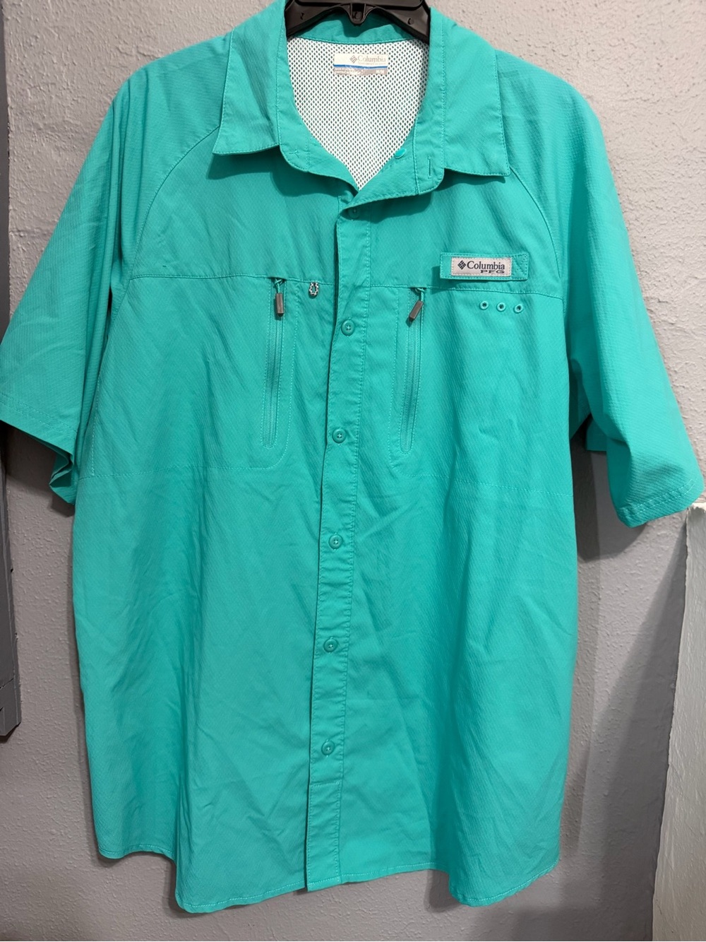 Columbia Sportswear Company PFG Men's Aqua Short-Sleeve Omni-Shade Shirt size M